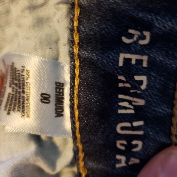 Shorts - Picture 2 of 2